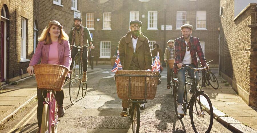 Gin Safari: Boozy London History on Two Wheels - The drinks: what’s included, how to pace yourself, and what to expect