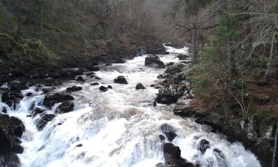 Glasgow: 2-Day Eilean Donan, Loch Ness & Glenfinnan Tour - Fort William Overnight: Why Sleeping There Changes the Whole Trip