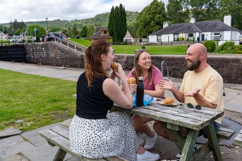 Glasgow: Mountains, Glens & The Loch Ness Monster Day Tour - Audio guides, headsets, and how to use them well