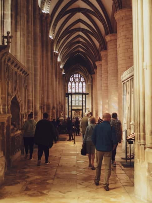 Gloucester Cathedral: Highlights Tour - Royal connections: Henry III coronation and King Edward II’s tomb