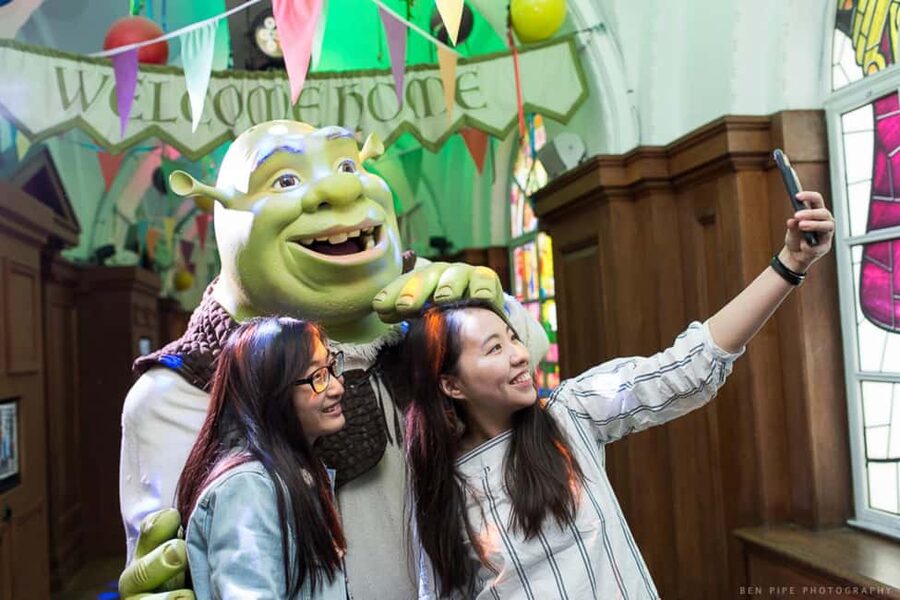 Golden Pass - London's All-In-One Sightseeing Ticket - Madame Tussauds, London Dungeon, and Shrek’s Adventure, when you want fun with structure