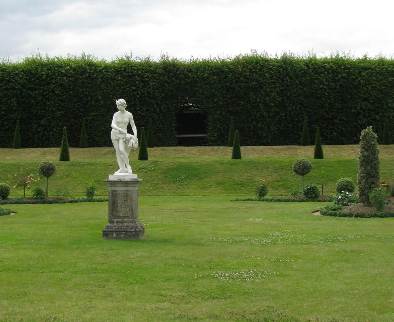 Hampton Court Palace Private tour With Fast Track Entry - Who this Hampton Court private tour suits best