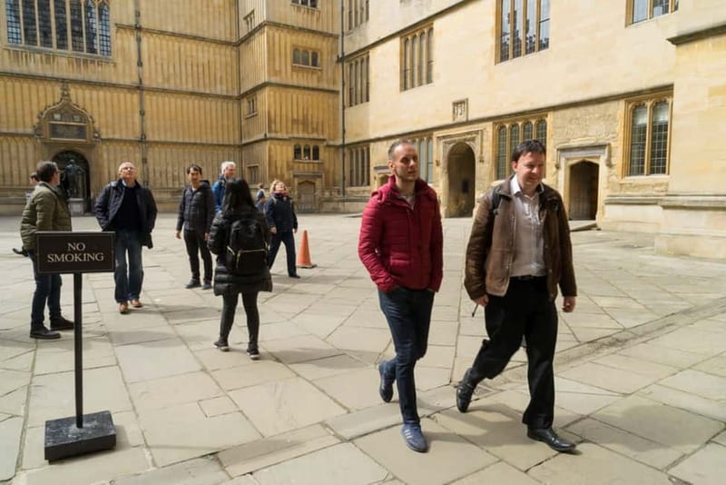 Harry Potter Tour New College Private Group Tour - Oxford medieval halls and gardens, not just wizard stops