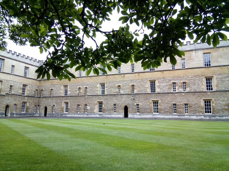 Harry Potter Tour New College Private Group Tour - Price and value for a $47 Oxford wizard hour