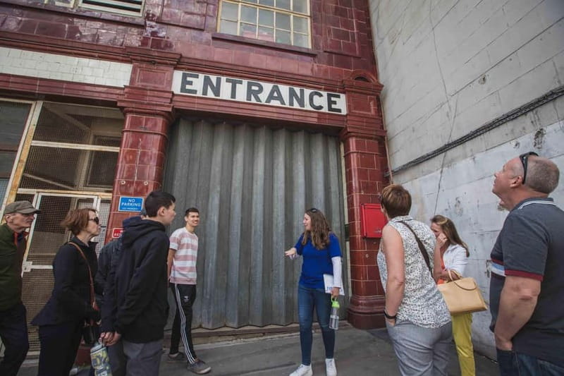 Hidden London Walking Tour - Starting at Temple: Why the walk begins in a quiet pocket