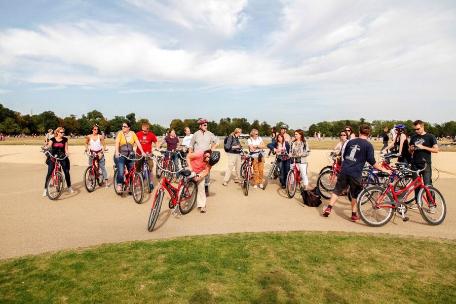 Highlights of Royal London Bike Tour (3 Hours) - Westminster and Parliament stories that make the buildings feel alive