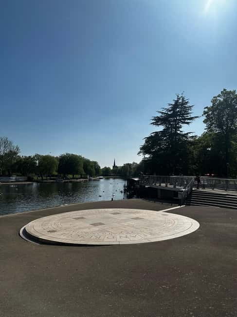 Historic Walk Around Stratford Upon Avon - Tustin’s Tours - Why this Stratford-upon-Avon walk feels personal