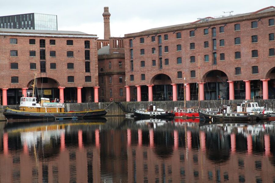 History Guided Tour of Liverpool and the Beatles - What the Guide Adds, Including Helen or Robert