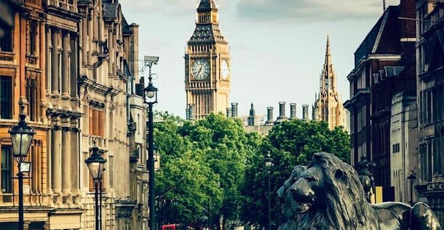 Iconic London Running Tour - Wellington Arch and Hyde Park: the city calms down, then resets
