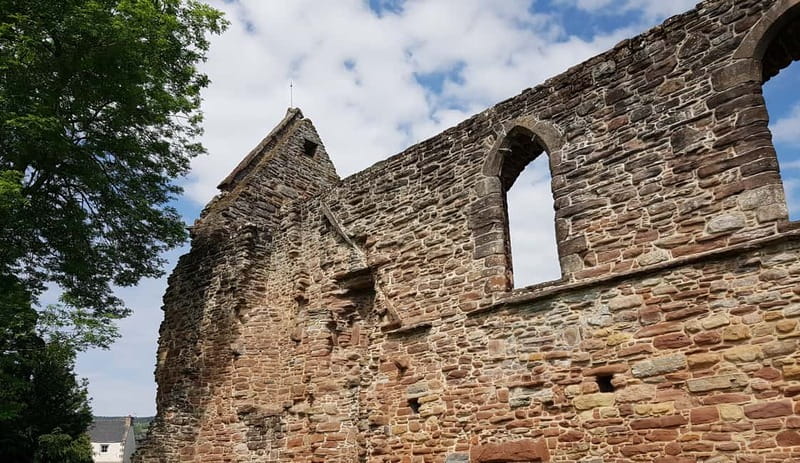 Invergordon: Private Luxury Relaxed South Shore Excursion - Beauly Priory and the Beauly break, culture with breathing room