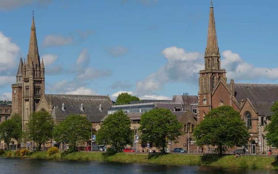 Inverness: City Walking Tour & Exploration Game - How long it takes, and how to pace without rushing