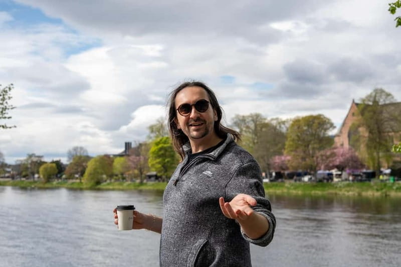 Inverness: Comedy Walking Tour with Local Comedian - A comedy walk that teaches Inverness without a textbook