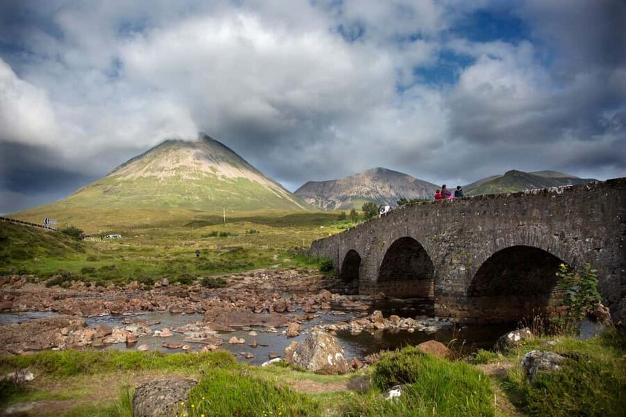 Inverness: Isle of Skye, Fairy Pools, & Castles Day Trip - Skye Bridge Crossing and a Break in Broadford