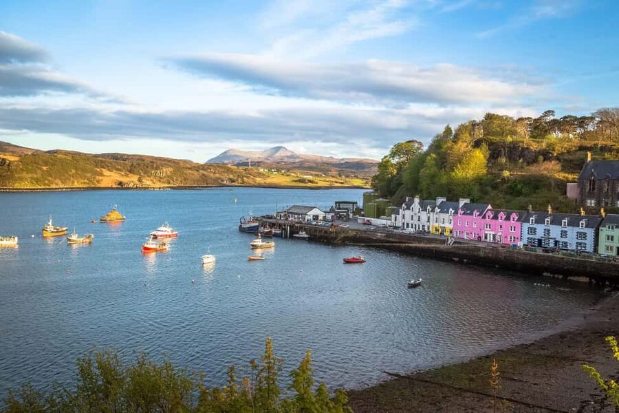 Inverness: Isle of Skye, Fairy Pools, & Castles Day Trip - Eilean Donan Castle and Urquhart on Loch Ness: Fast Photos, Big Impact