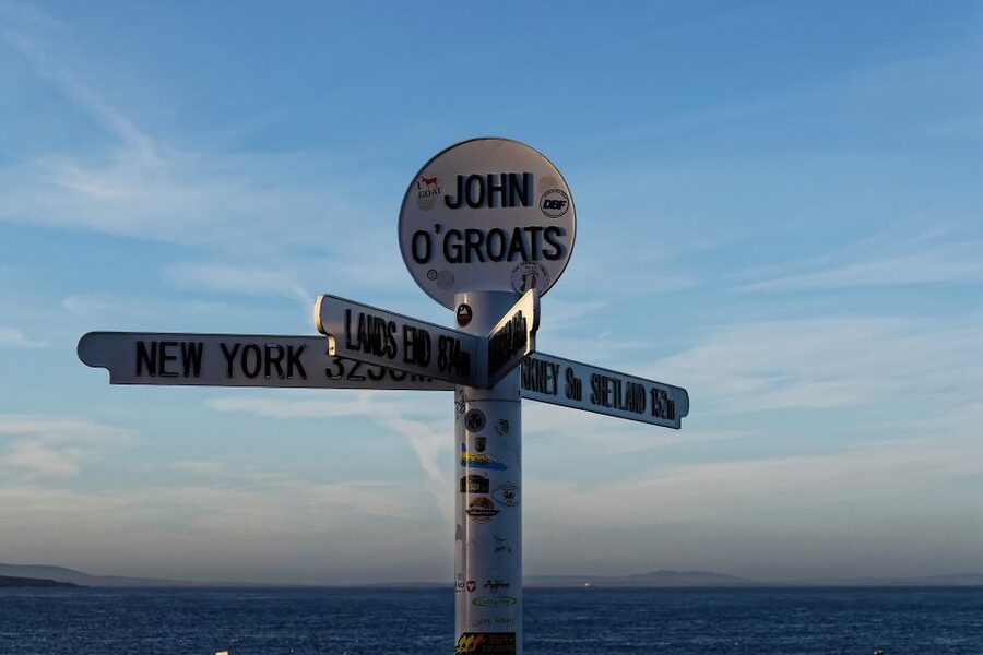 Inverness: John O'Groats and the Far North Day Tour - Dunbeath Harbour and Brora: Coastal Breaks for Fresh Air