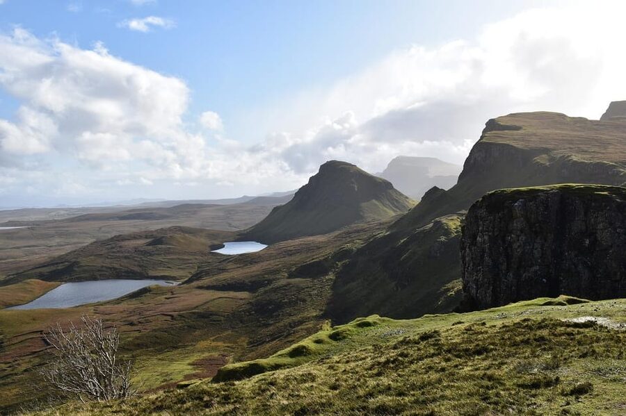 Isle of Skye: Online Road Trip Travel Guide - A 204-Mile Skye Road Trip You Build From Sections