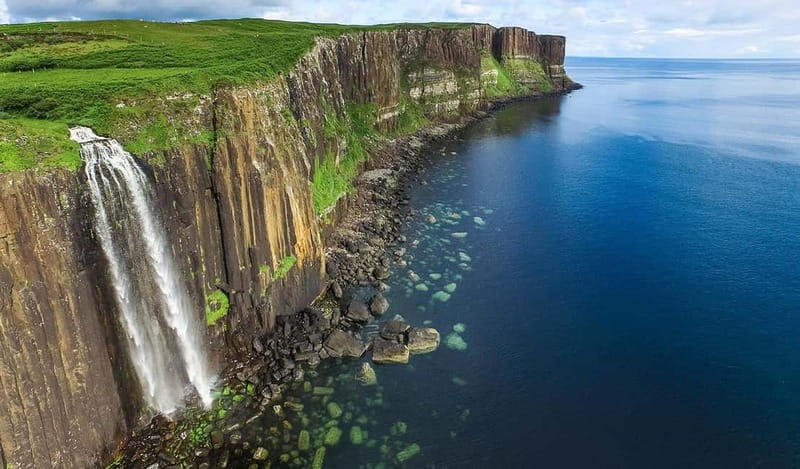 Isle of Skye: Sightseeing Highlights Minibus Tour - Skye Highlights, Bus Comfort, and a Real Local Guide