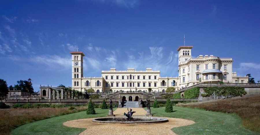 Isle of Wight: Osborne Admission Ticket - Royal Apartments and the twin desks where Victoria and Albert worked