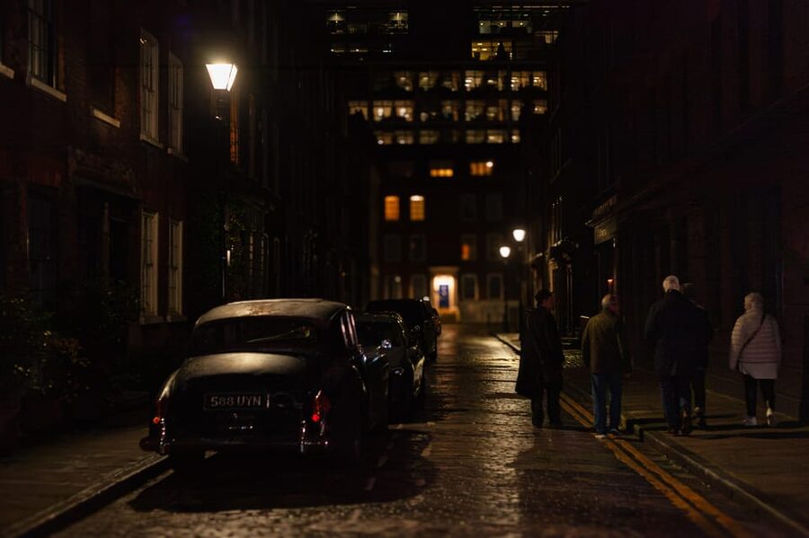 Jack the Ripper Walking Tour: Murder, Mystery, & the Women - Five victims, not five footnotes: Mary Ann Nichols and the others