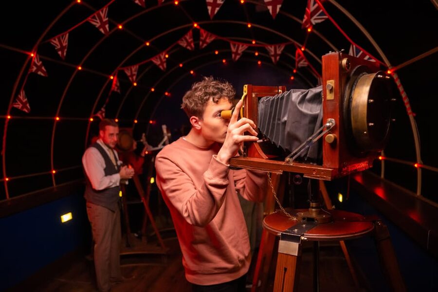 Jeff Wayne's The War of The Worlds: The Immersive Experience - The rhythm of the 24 interactive scenes (and how not to get lost)