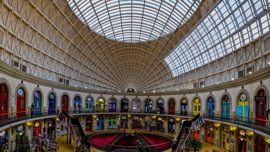 Leeds: City Walking Tour & Exploration Game - Comfort tips that prevent small hassles from ruining the game