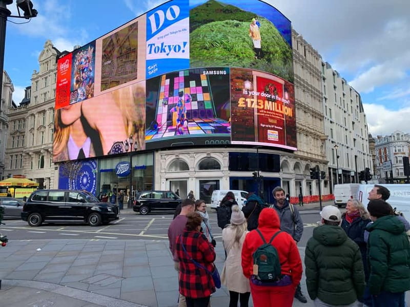 Lights, Camera, London! Movie Locations Walking Tour - Meeting by Eros, then locking into the movie-location mindset