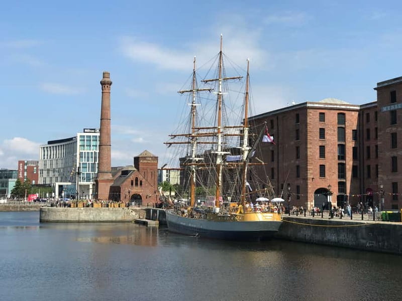 Liverpool: 1-Hour Guided Tour along the Waterfront - Why a 1-hour Liverpool waterfront tour makes sense