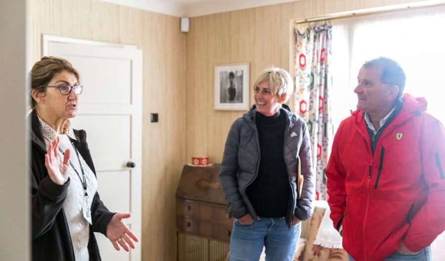 Liverpool: Beatles Childhood Homes Private Taxi Tour - What You Actually See: Mendips, Forthlin Road, and the Outside Views