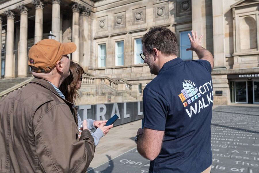 Liverpool: City and Cavern Quarter Walking Tour - Liverpool Cenotaph: a moment to slow down