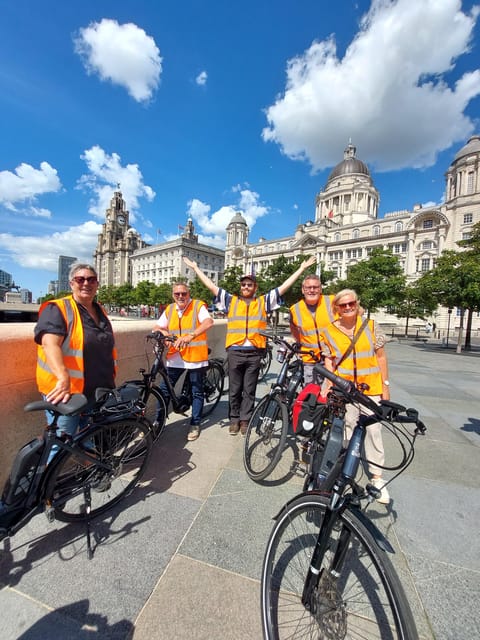 Liverpool: City Centre Highlights Tour on eBikes - Chinatown stop and quick photo moments that keep the pace friendly