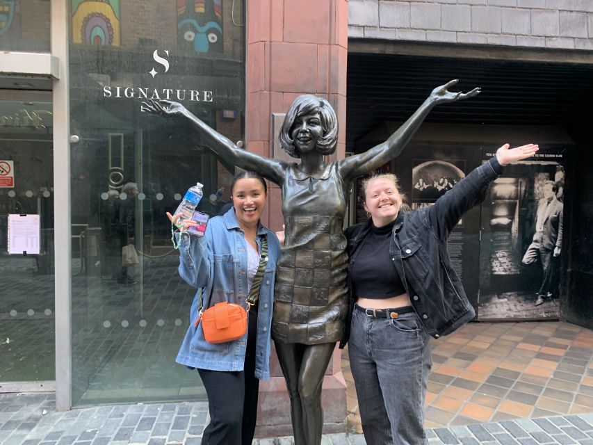 Liverpool: Guided City Walking Tour - Queen Victoria Monument finish: a quick recap that helps you keep exploring