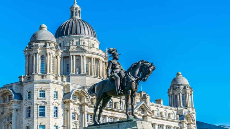 Liverpool Private-Custom Highlights & Gems Tour with a Local - Albert Docks and Waterfront Shops: A Strong Start