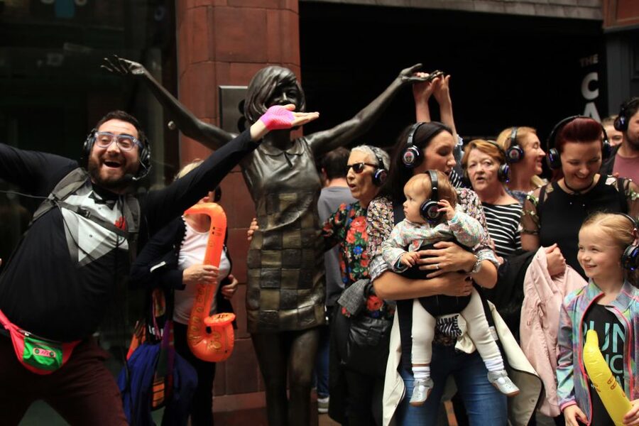 Liverpool: Silent Disco Adventure Tour - The half flash mob effect: why it feels so different