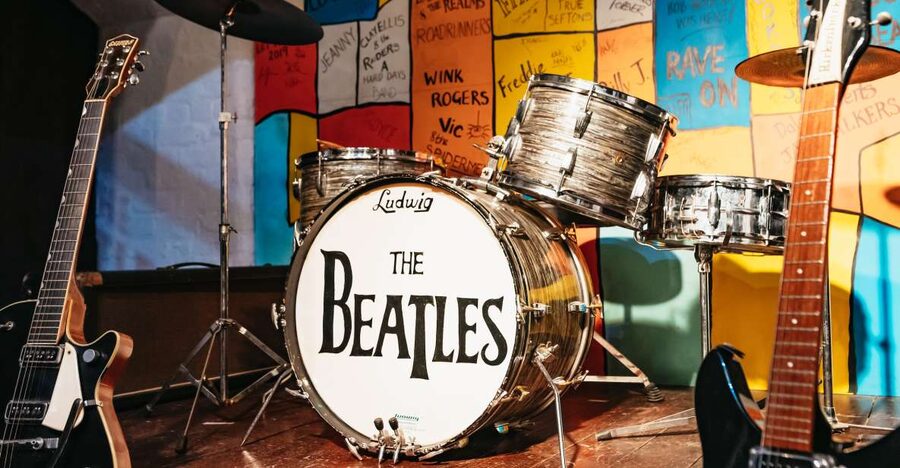 Liverpool: The Beatles Story Ticket - The green screen souvenir and what the hands-on Discovery Zone adds