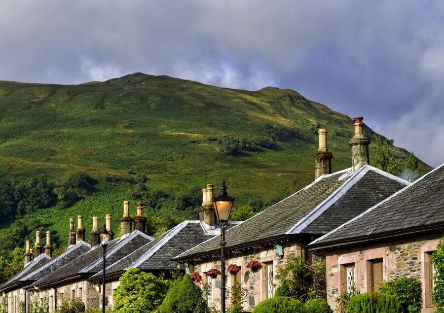 Loch Lomond: Island Discovery 2-Hour Cruise - Luss at the end of the loop, and why village scenery matters