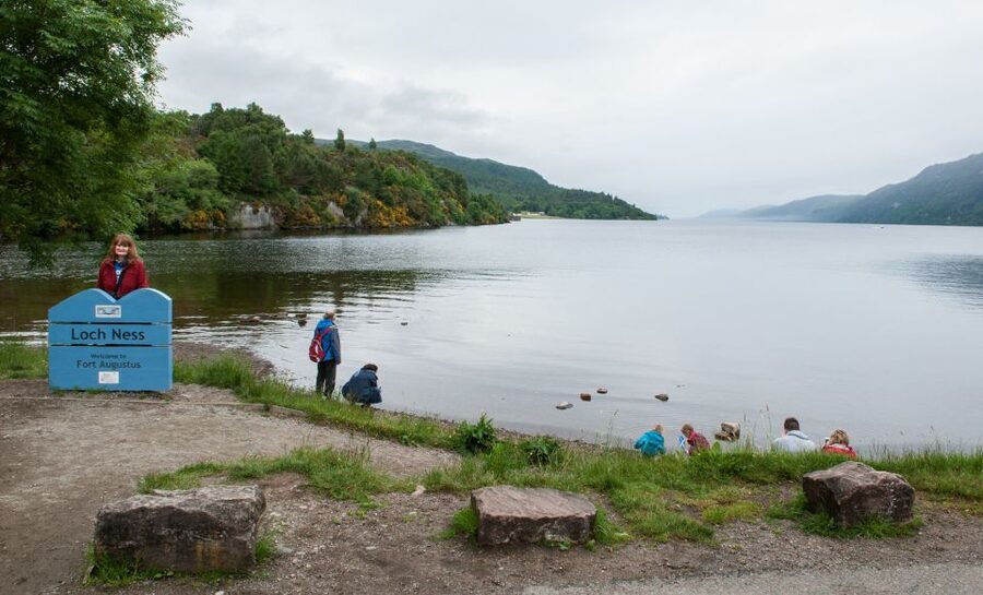 Loch Ness and the Highlands 1-Day Tour from Aberdeen - Clava Cairns: Standing Stones, Burial Tombs, and Outlander Echoes