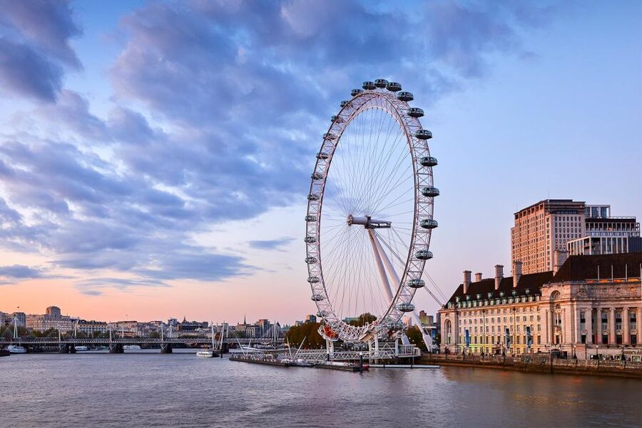 London: 3 Days of Must-See Attractions including London Eye - Day 1: London Eye, Big Bus open-top routes, and an Uber Boat cruise