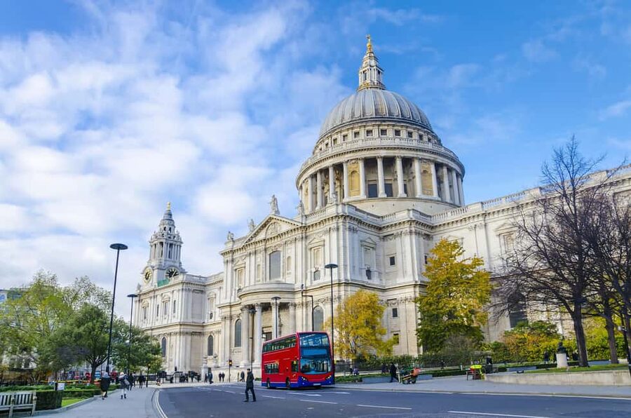 London: 3 Days of Must-See Attractions including London Eye - How those 3 consecutive days work with your phone and the Go City app