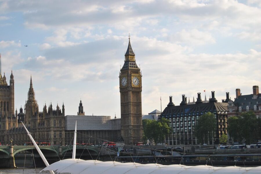 London: 3-Hours Private Walking Tour - Accessibility and walking realities