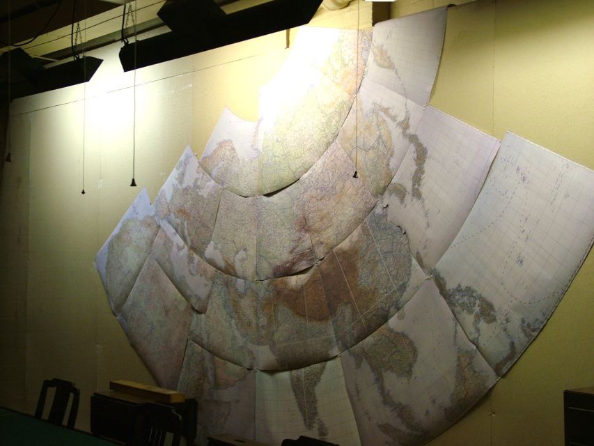 London: 30 Top Sights and Churchill War Rooms Tour - Borough Market to London Bridge: Where the City Gets Its Rhythm