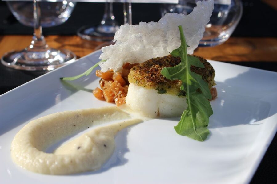 London: 4 Course Lunch Tour by Luxury Coach Bustronome - The 4-Course Lunch on Board: Fresh Cooking, Table Service, and Comfort