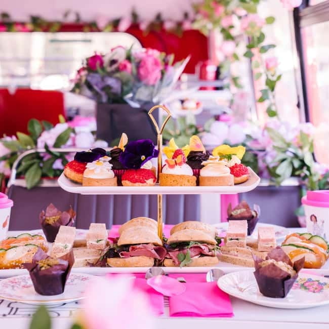 London: Afternoon Tea Sightseeing Bus Tour - Victoria Coach Station to Your Table: how the tour really starts