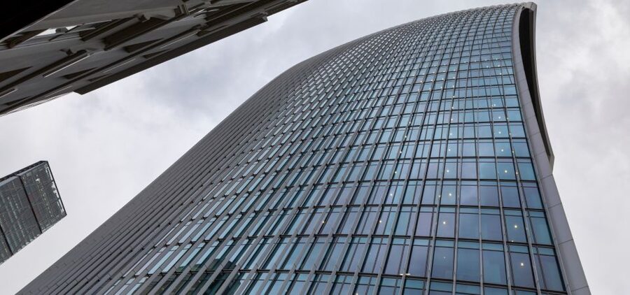 London: App-Based Walking Tour with 30 Stops - Price and Value: What $14 Buys You in a 4 Hour Walk