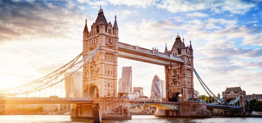 London: App-Based Walking Tour with 30 Stops - Starting Along the Thames: From London Eye Views to Big Ben