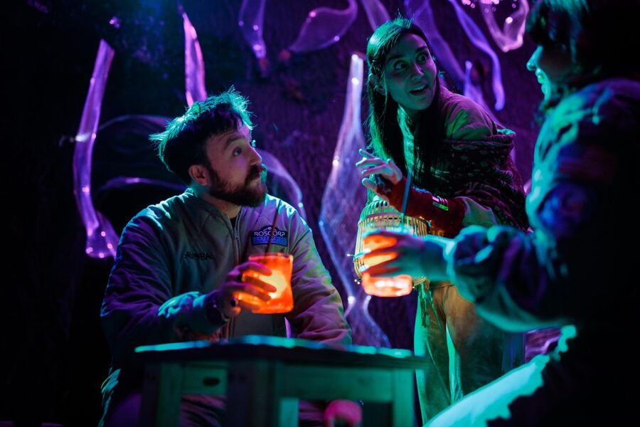 London: Avora New World Cocktail Experience with 3 Cocktails - Day-to-night bioluminescence, and why the timing of entry matters