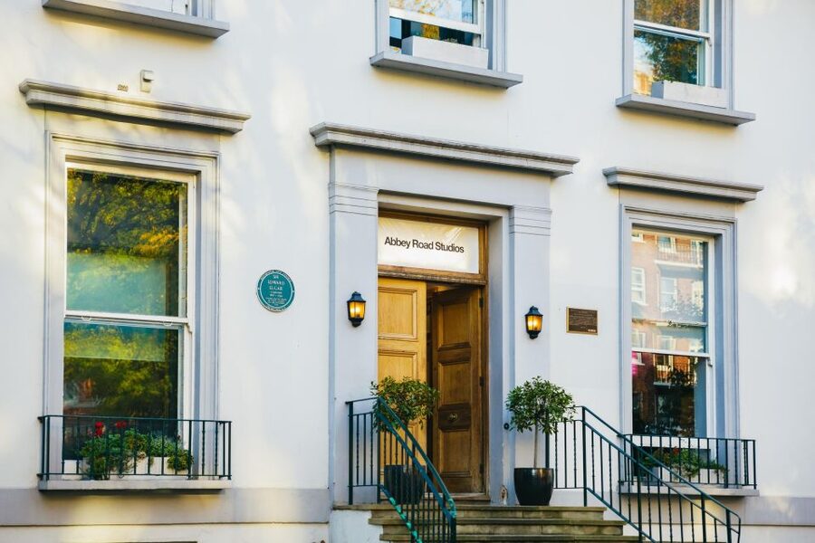London: Beatles and Abbey Road Tour with Richard Porter - From Soho to Savile Row, the tour’s London-to-Beatles connection
