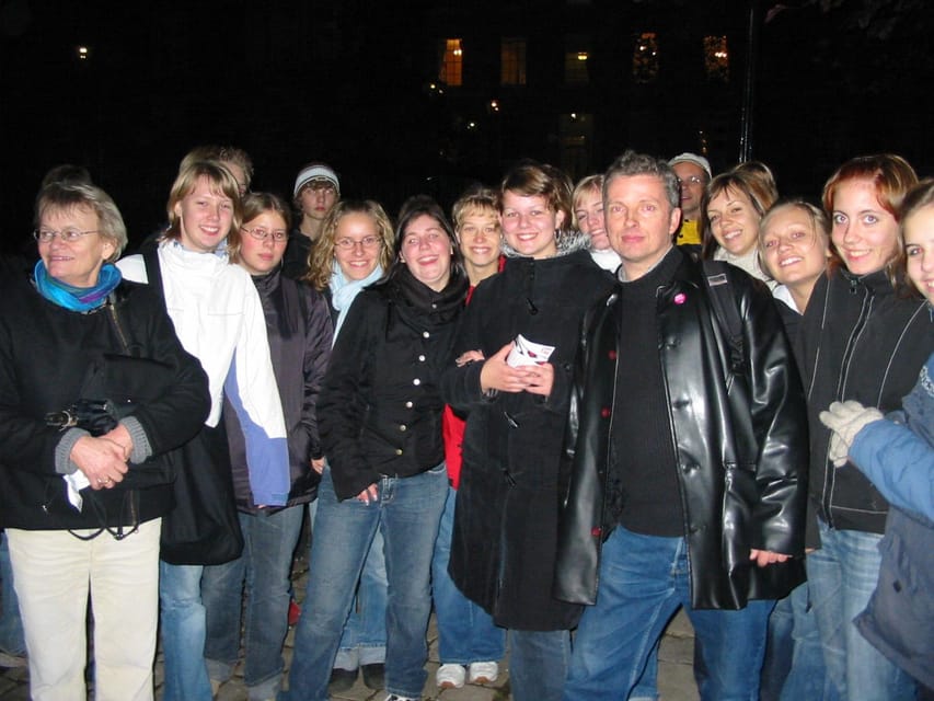 London: Beyond Jack the Ripper Serial Killers Walking Tour - Getting oriented at Barbican, and finding your guide fast