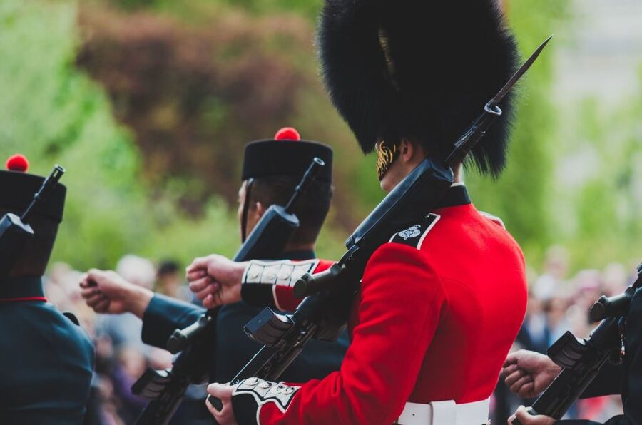 London: Buckingham Palace & Changing of the Guard Experience - Timing, schedule changes, and why your day might shift