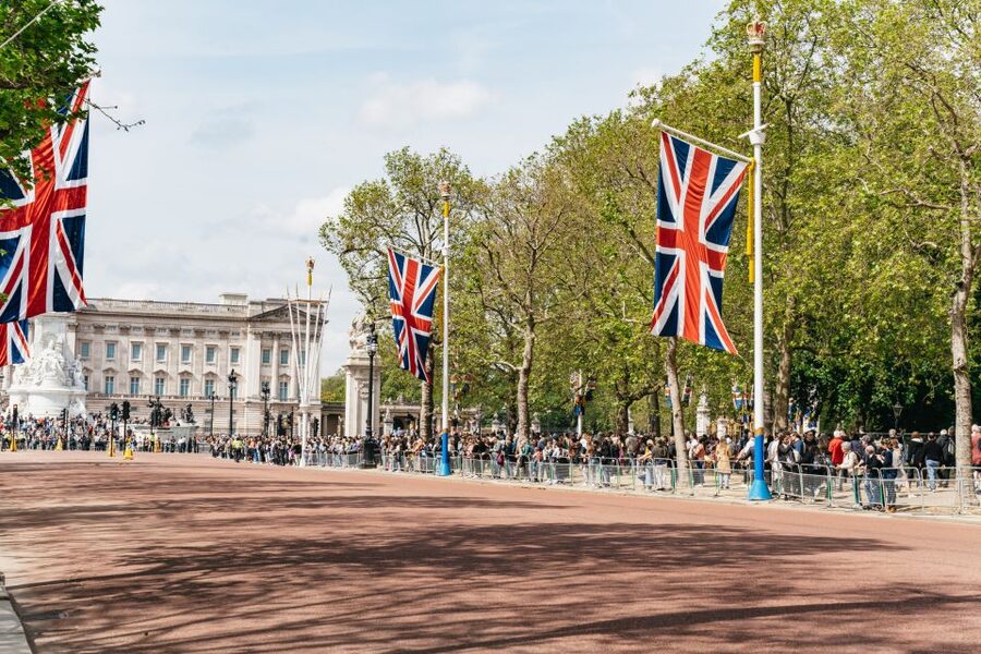London: Changing of the Guard Tour by Buckingham Palace - Where the tour sends you next, and why it helps your day