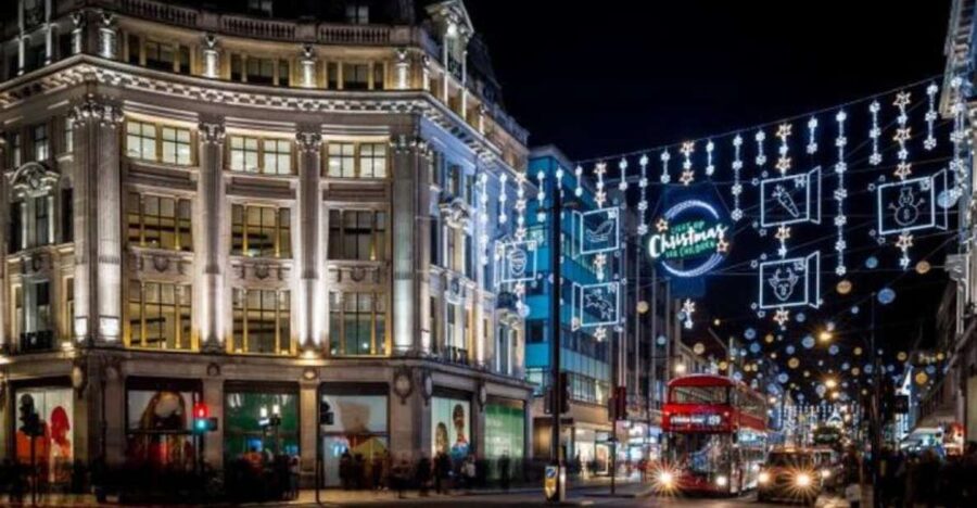 London: Christmas Lights Tour, Mince Pies, & Festive Drinks - Landmark drive-bys: Big Ben, the London Eye, and Westminster Abbey at night